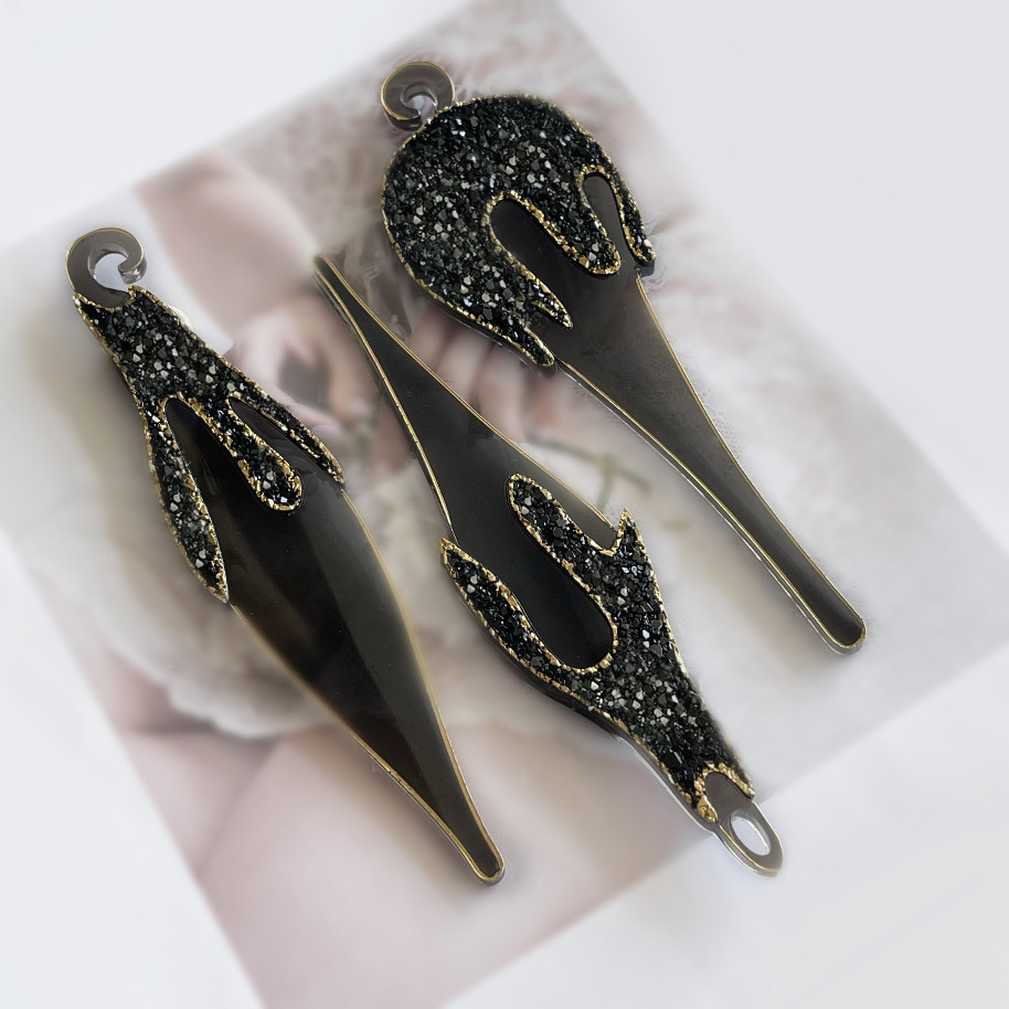 No. 257 Crystal Icicles, 3 Cavities Silicone Mold - image 1