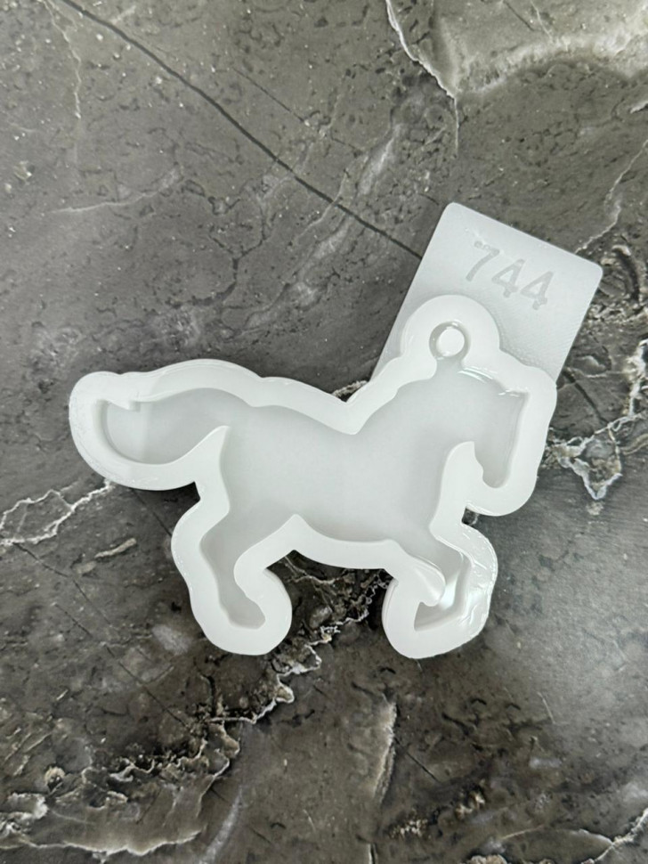 No. 748 Glossy Horse Silicone Mold - image 3