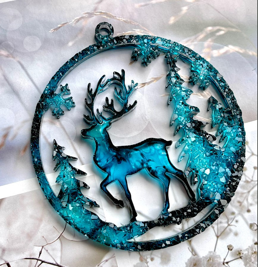 No. 722 Crystal Reindeer in a Bauble Silicone Mold - image 3