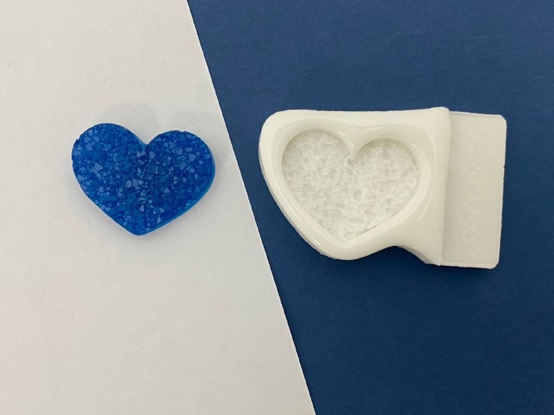 No. 497 Crystal Heart Silicone Mold - image 6