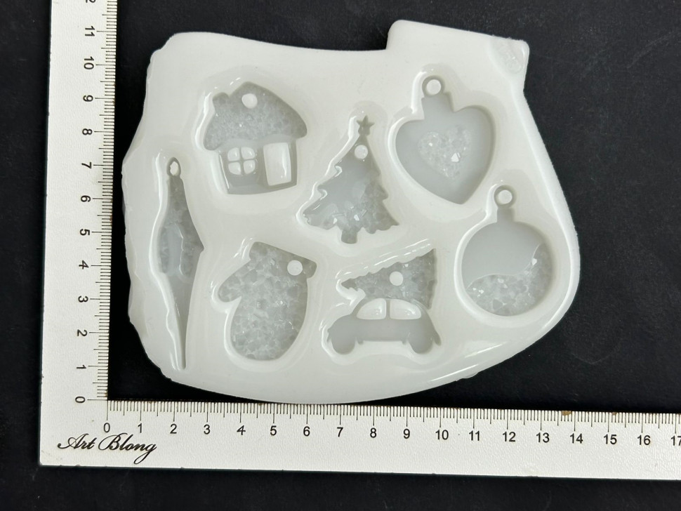 No. 153 Small Christmas Ornaments with Partial Crystal Texture Silicone Mold - image 4