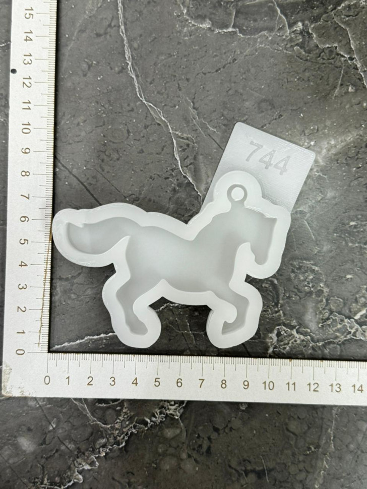 No. 748 Glossy Horse Silicone Mold - image 4