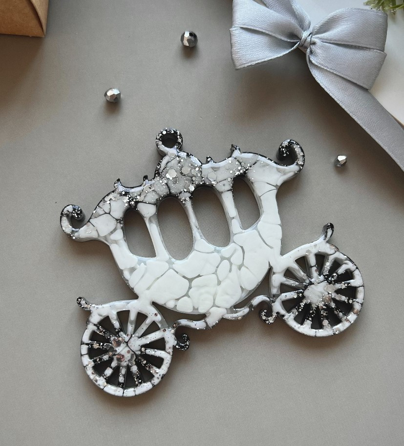 No. 193 Cinderella Carriage Silicone Mold - image 2
