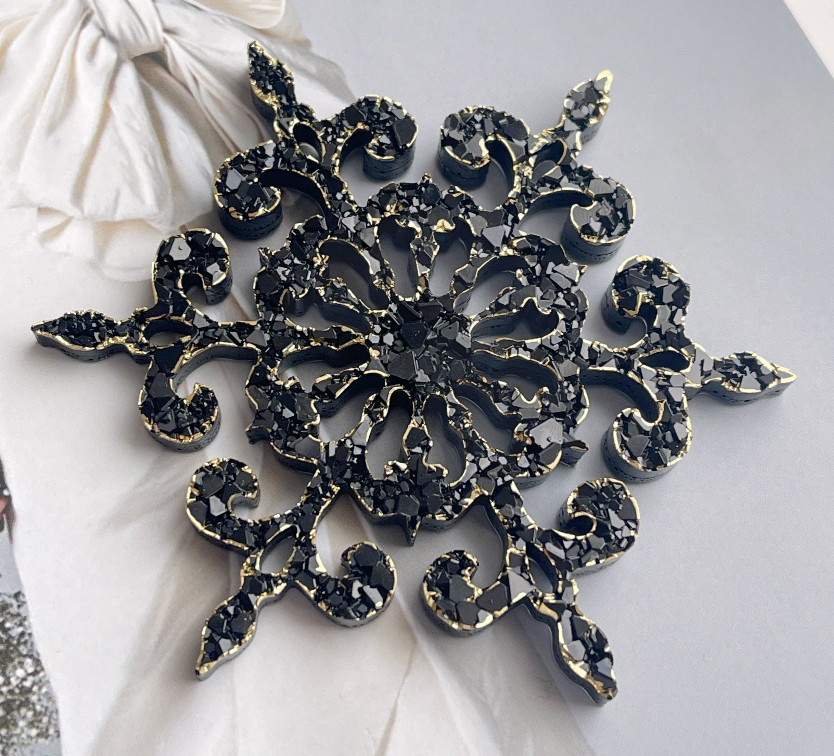 No. 184 Crystal Snowflake Silicone Mold - image 2