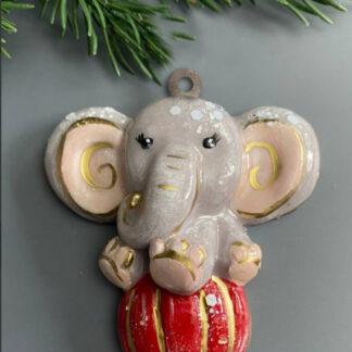 No. 761 Elephant on a Ball Silicone Mold - image 1