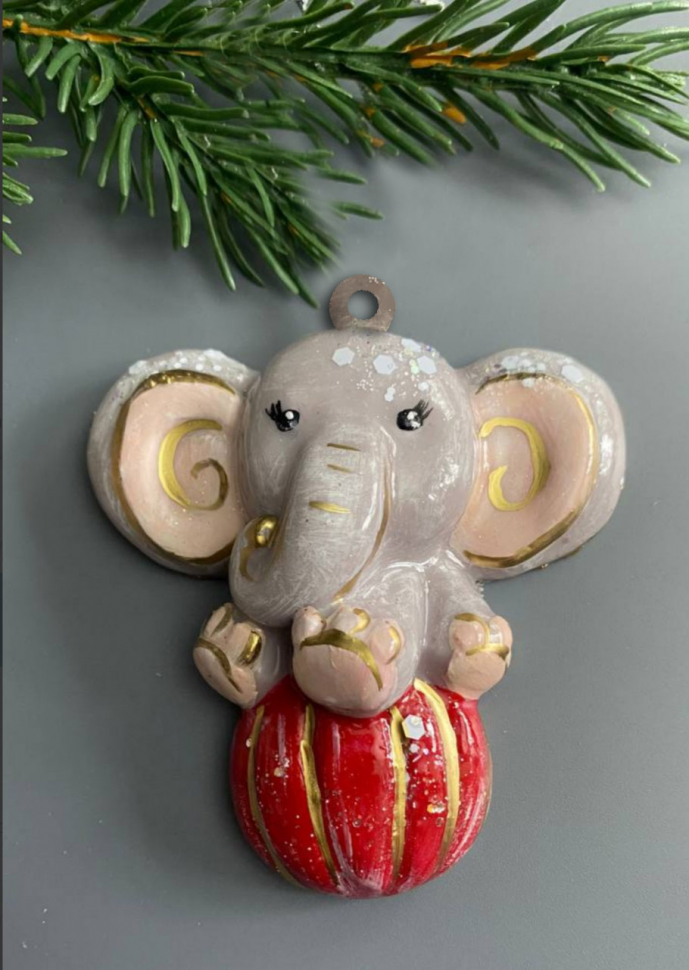 No. 761 Elephant on a Ball Silicone Mold - image 1