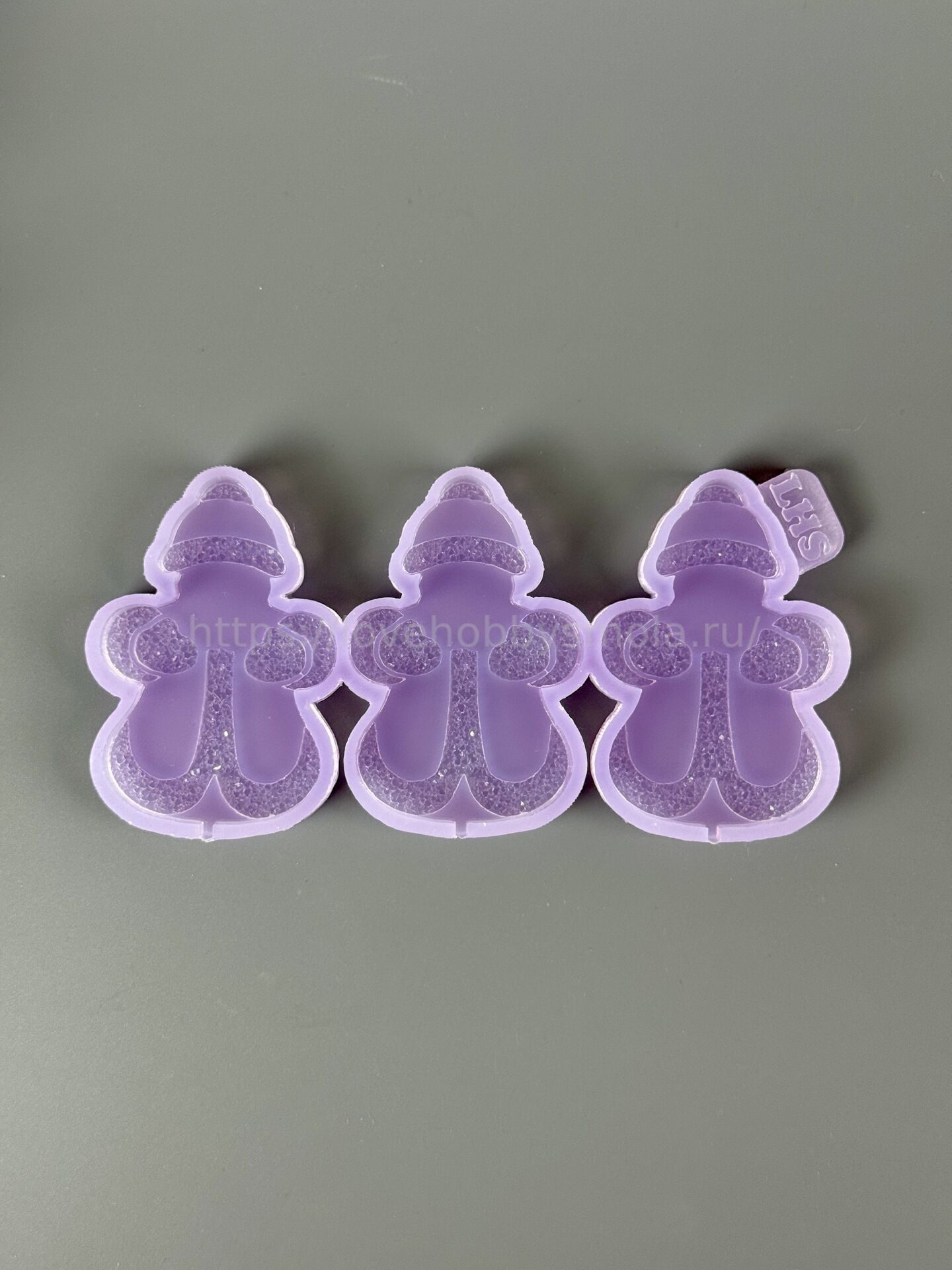 F21 Confectionery mold for chocolate and candy Santa Claus – image 3