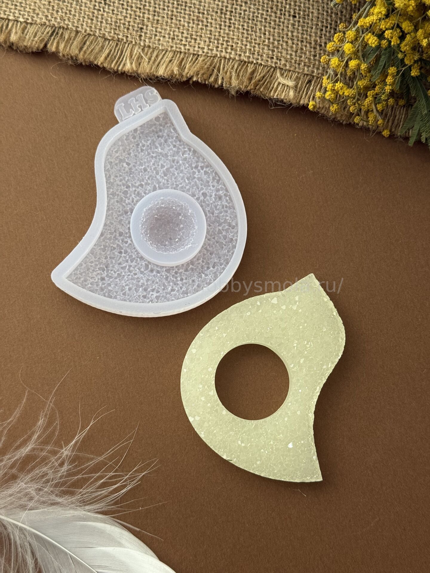 X03 Mold - egg stand Bird – image 3
