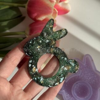 X04 Resin mold in the shape of an Easter Bunny – image 1