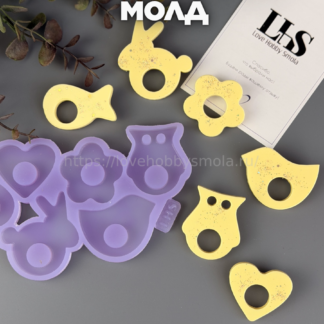 B107 Brooches for hanging glasses – image 1