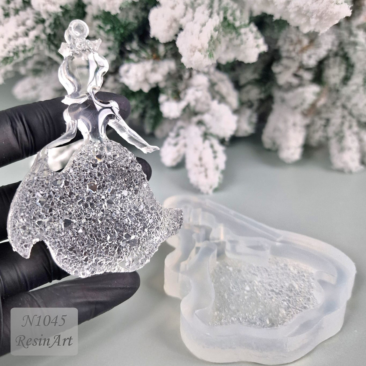 No. 1045 Christmas Ornament Princess Crystal Silicone Mold - image 4