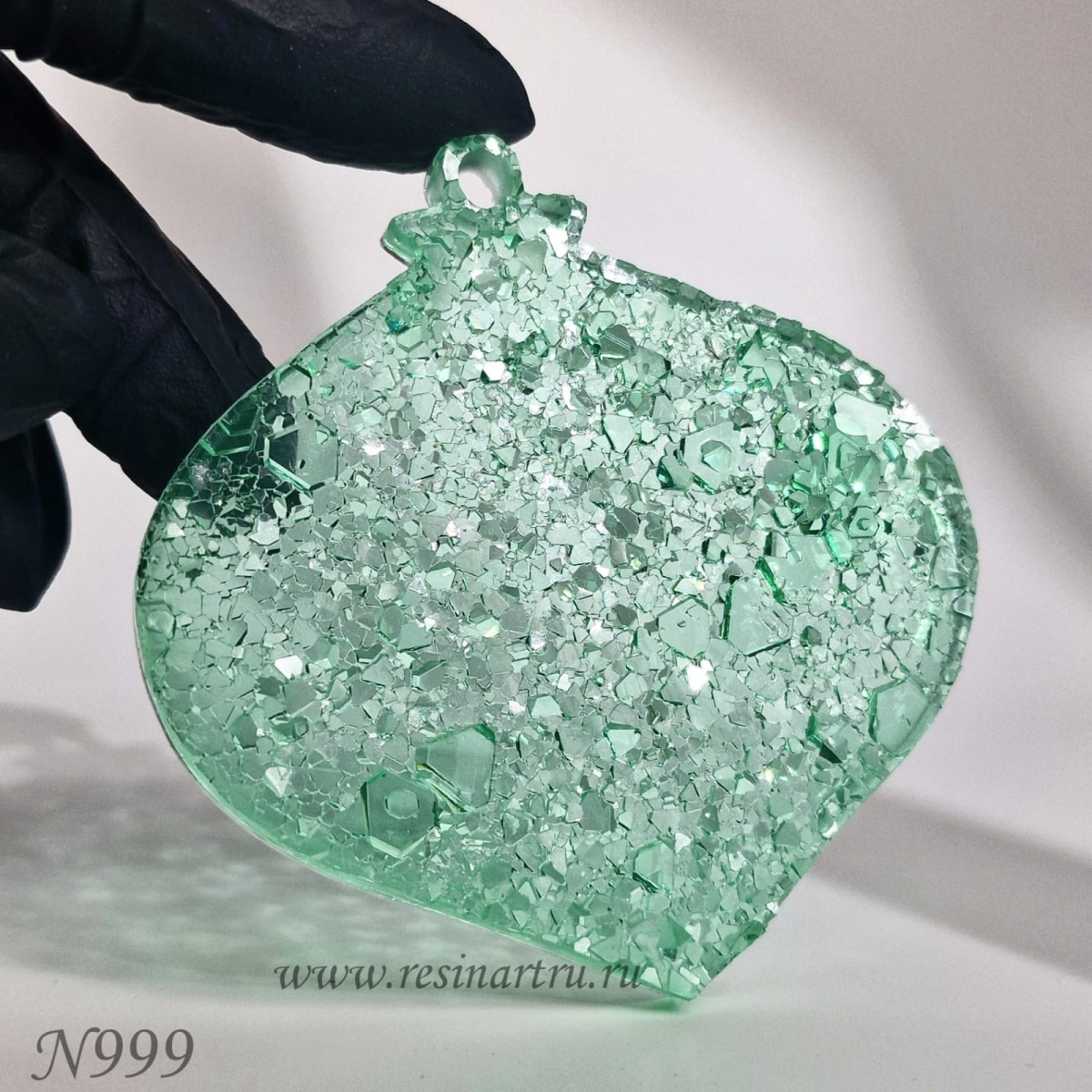 No. 999-S Christmas Ornament Crystal Silicone Mold - image 3