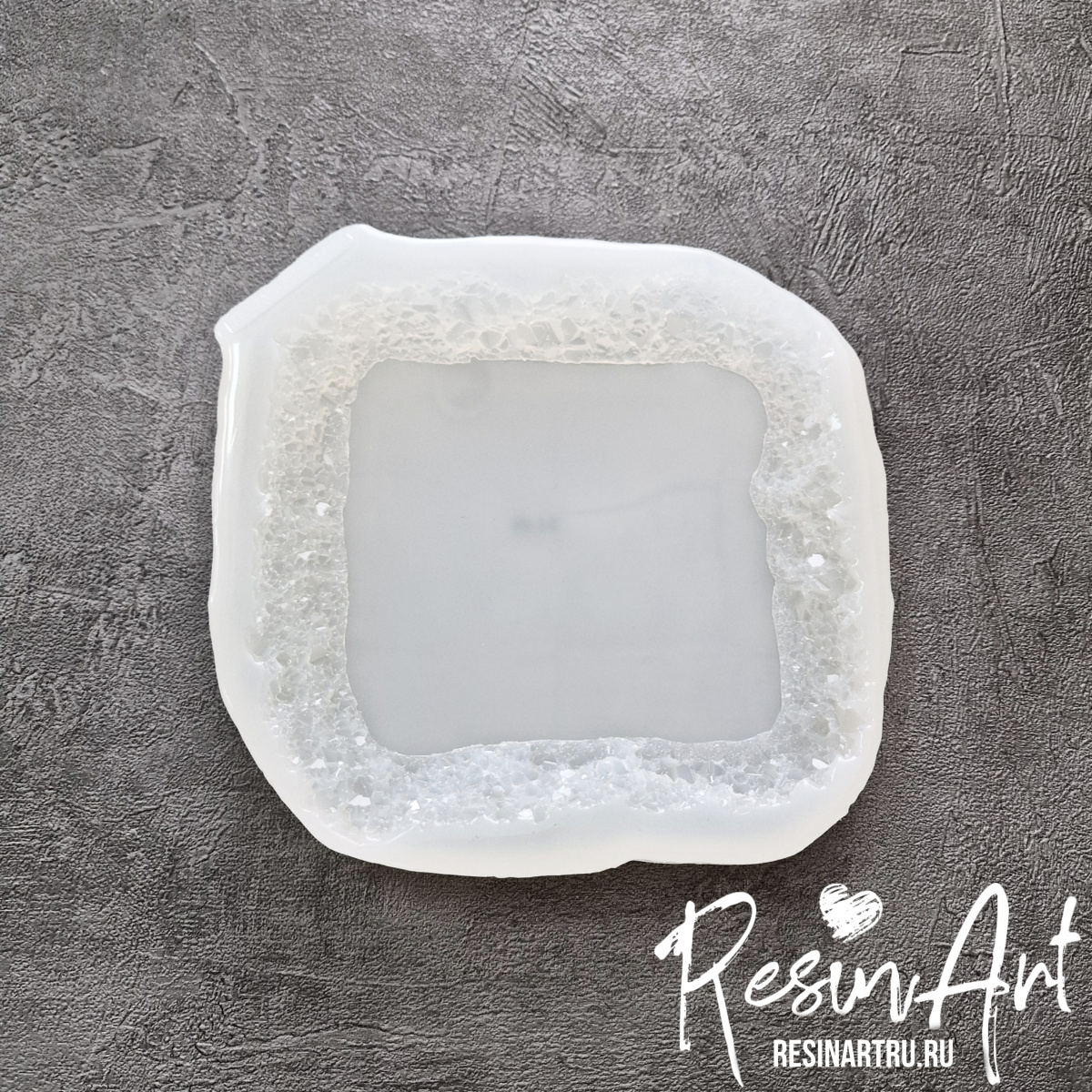 No. 239 Coaster with Crystal Edge No. 19 Silicone Mold - image 4