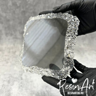 No. 239 Coaster with Crystal Edge No. 19 Silicone Mold - image 1