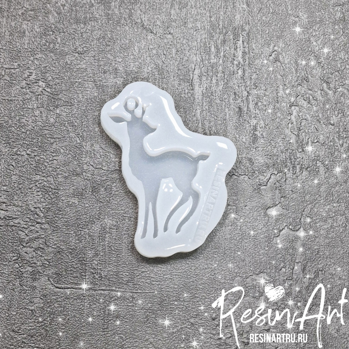 No. 591 Christmas Ornament Fawn Silicone Mold - image 2