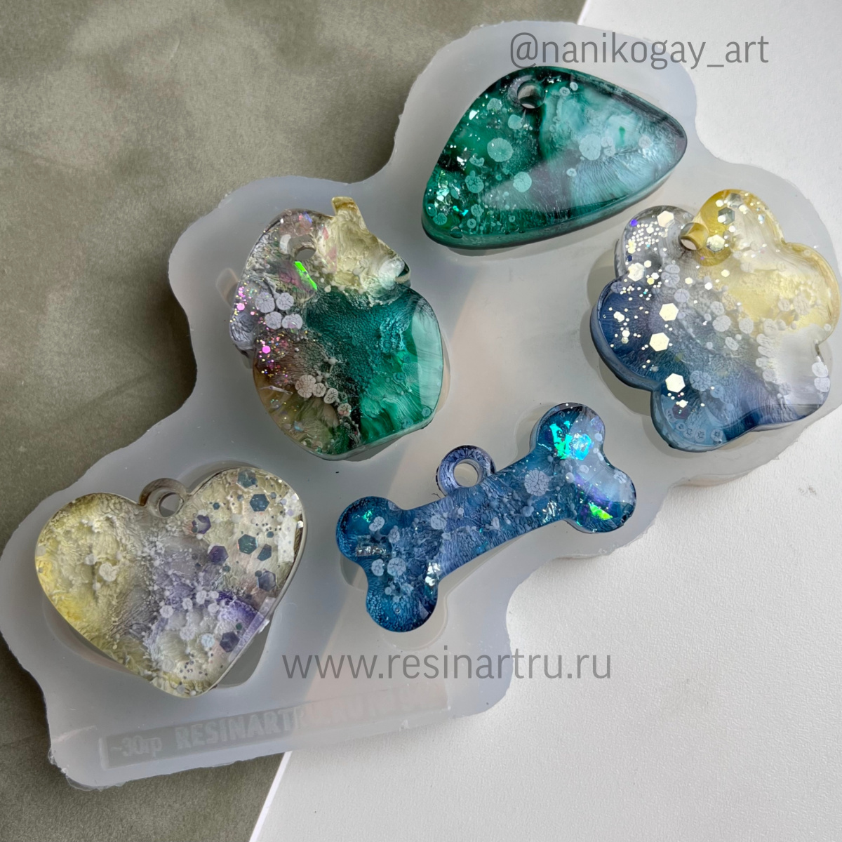 No. 942 Pet Tag Set Silicone Mold - image 2
