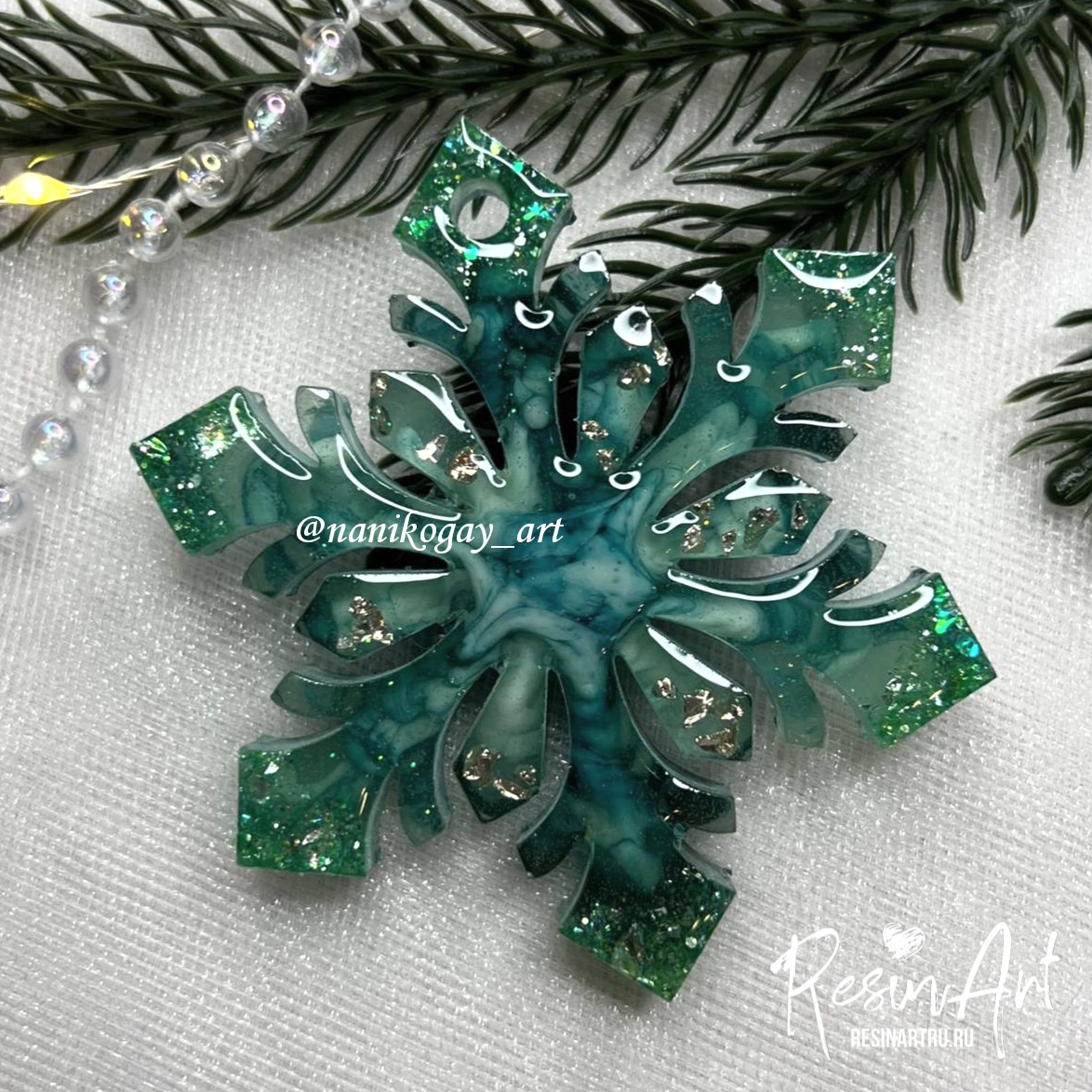 No. 400 Christmas Ornament Snowflake No. 1 (10 mm) Silicone Mold - image 17