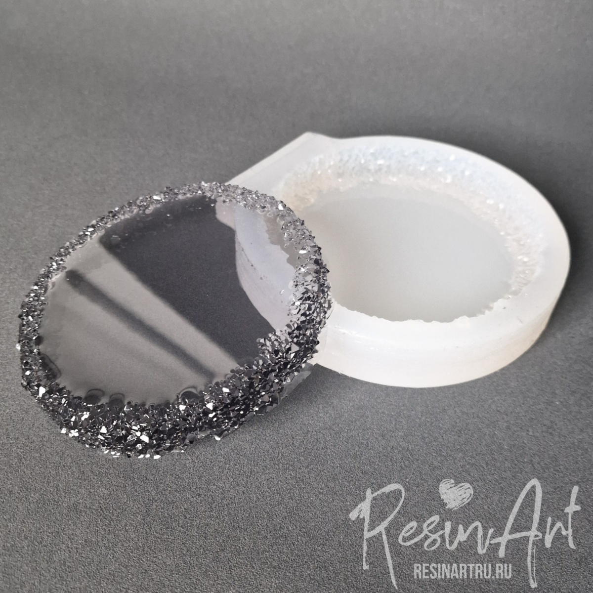 No. 882 Coaster with Crystal Edge Silicone Mold - image 5