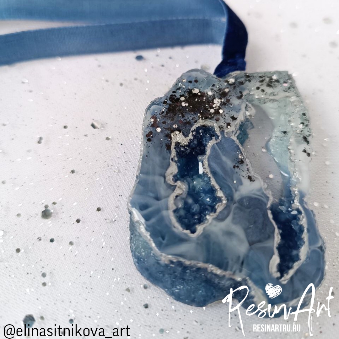 No. 389 Geode No. 2 Silicone Mold - image 5