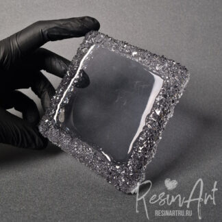 No. 879 Coaster with Crystal Edge Silicone Mold - image 1