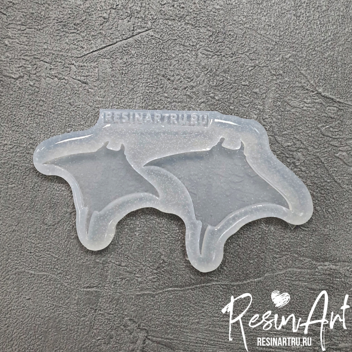 No. 378 Stingrays Silicone Mold - image 2