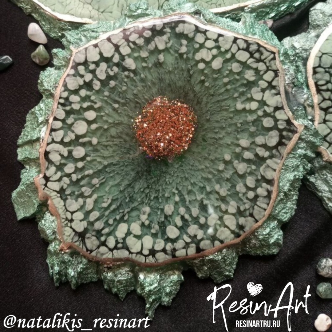 No. 227 Coaster with Organic Edge No. 2 Silicone Mold - image 9