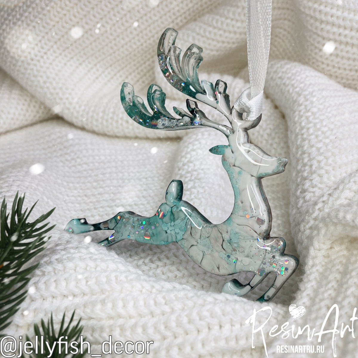 No. 576 Christmas Ornament Reindeer Silicone Mold - image 8