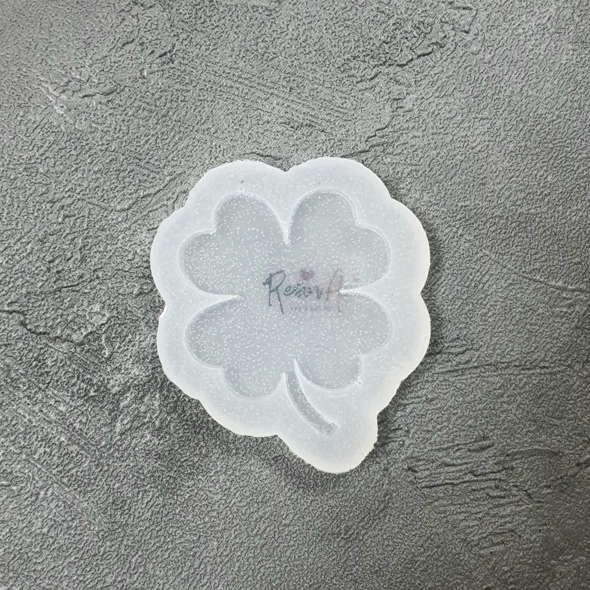No. 361 Clover Silicone Mold - image 2