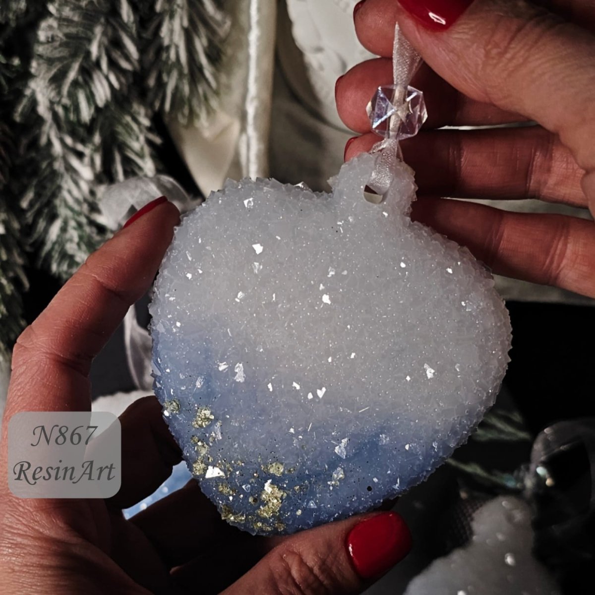 No. 867 Christmas Ornament Crystal Heart Silicone Mold - image 1