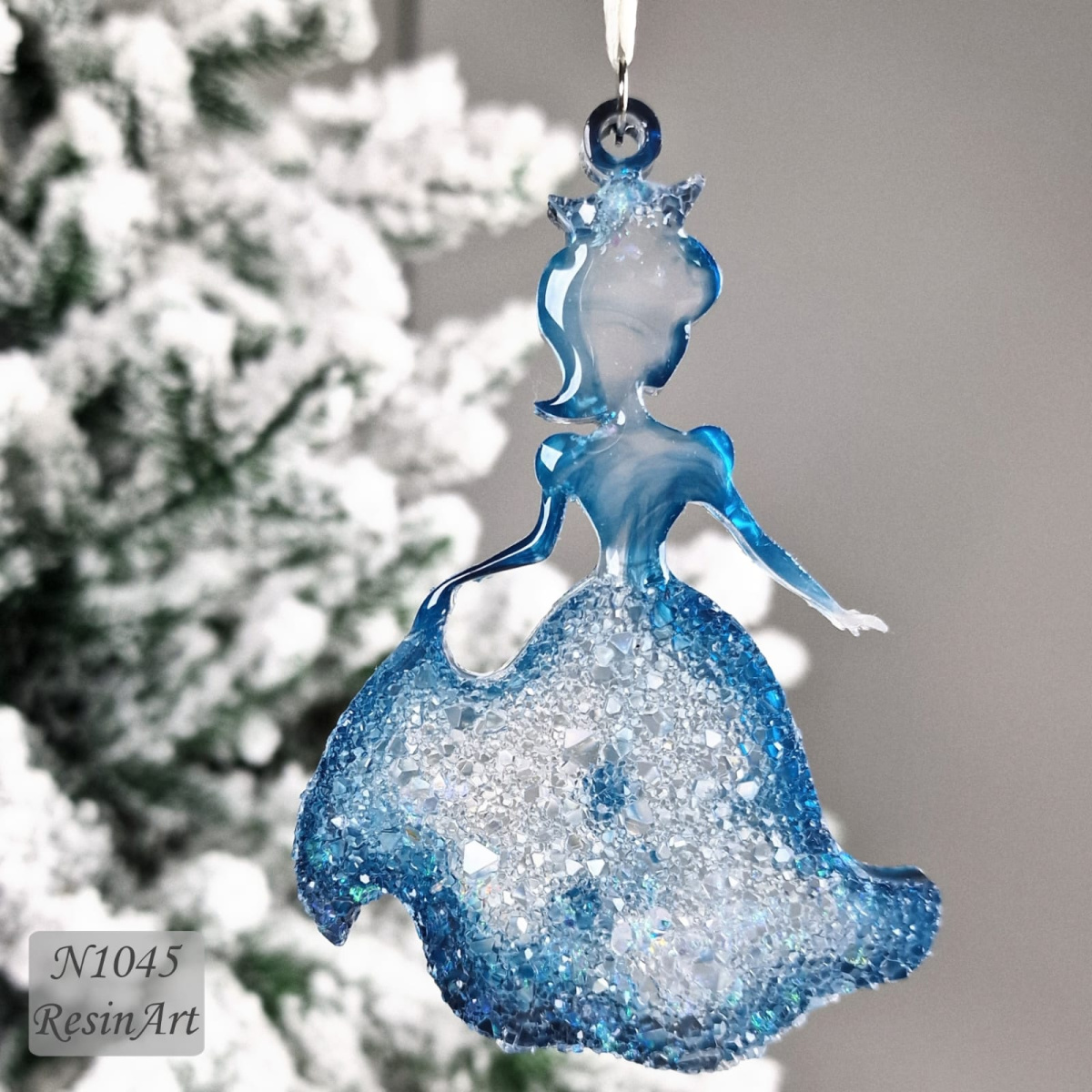 No. 1045 Christmas Ornament Princess Crystal Silicone Mold - image 2
