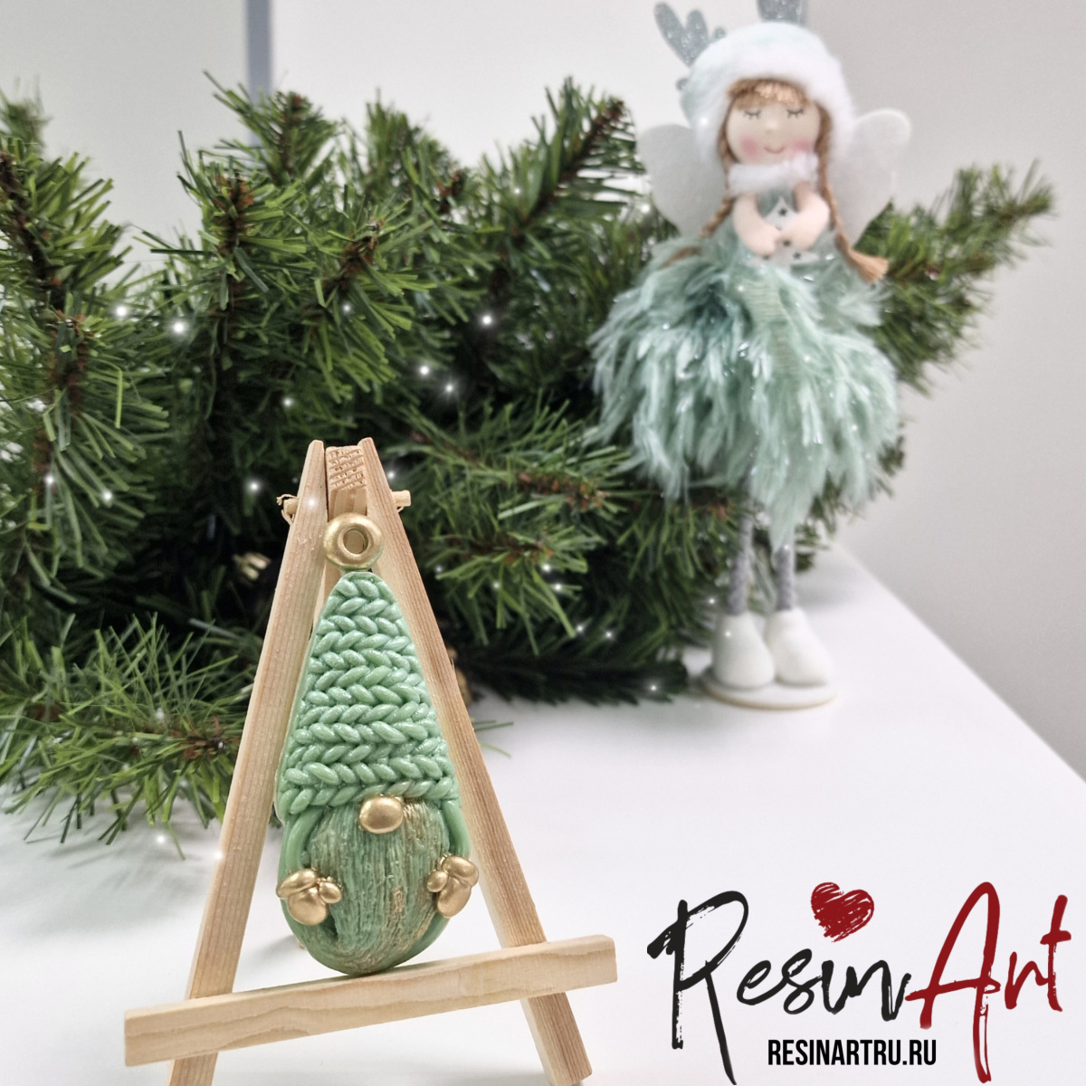 No. 827 Christmas Ornament Gnome (Knitted Texture) Silicone Mold - image 4