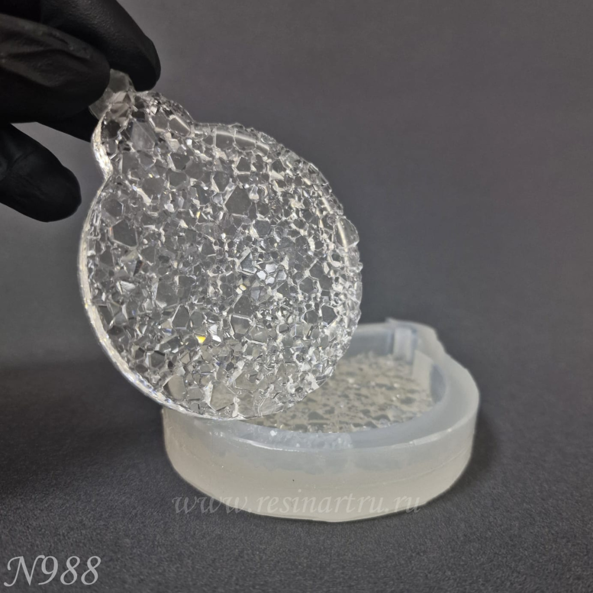 No. 988-S Christmas Ornament Crystal Silicone Mold - image 2