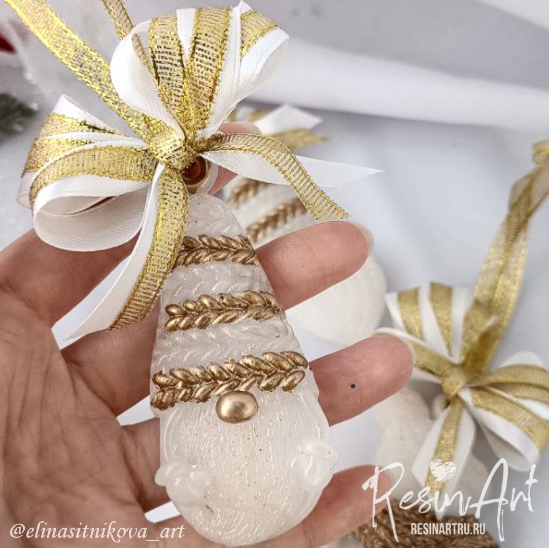No. 827 Christmas Ornament Gnome (Knitted Texture) Silicone Mold - image 5