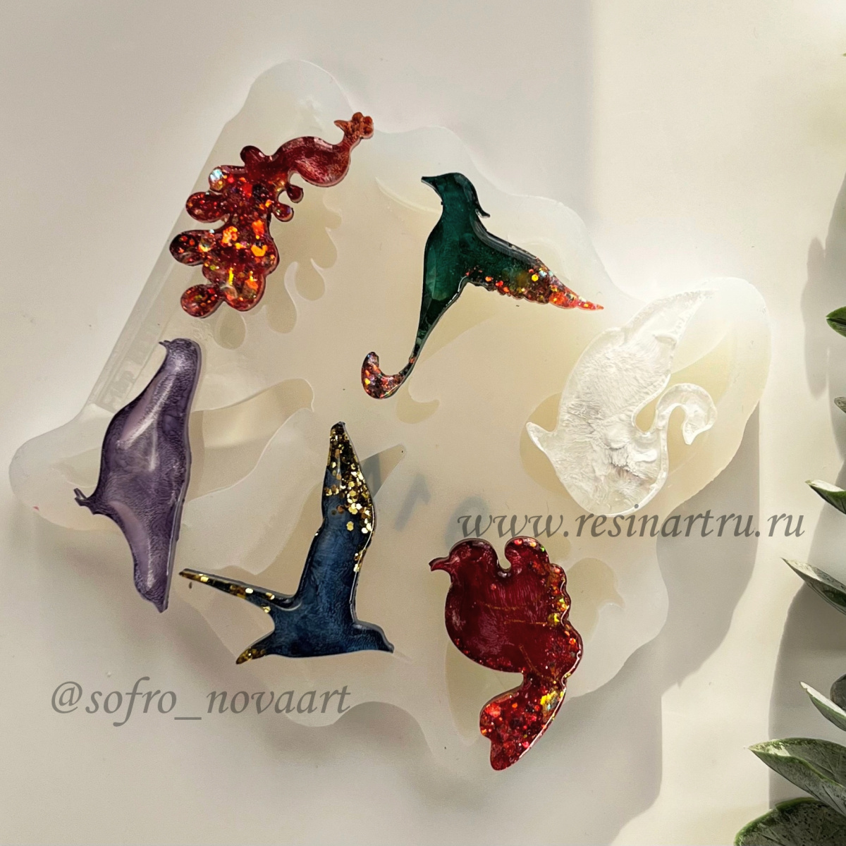 No. 914 Brooch Set Silicone Mold - image 3