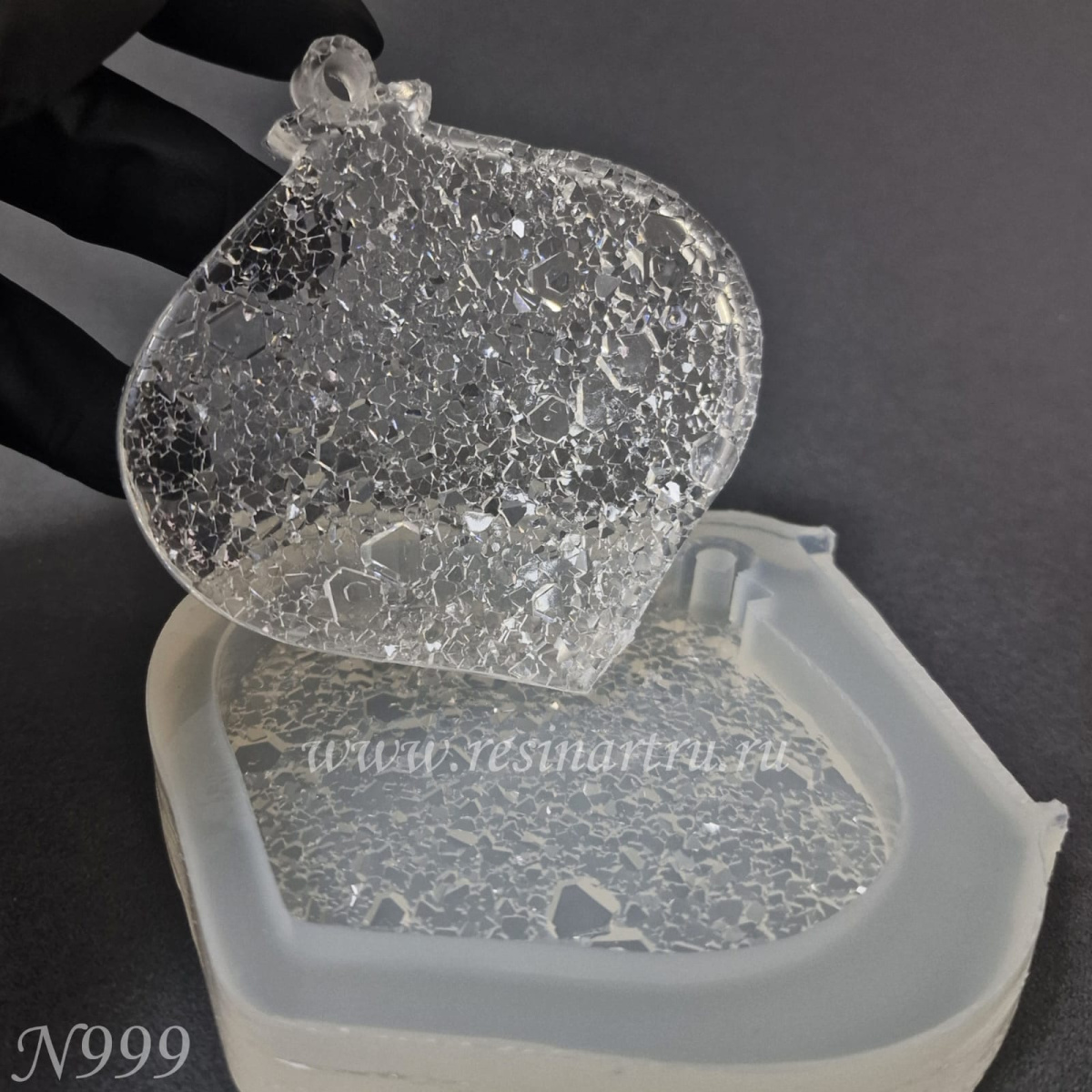 No. 999-S Christmas Ornament Crystal Silicone Mold - image 2