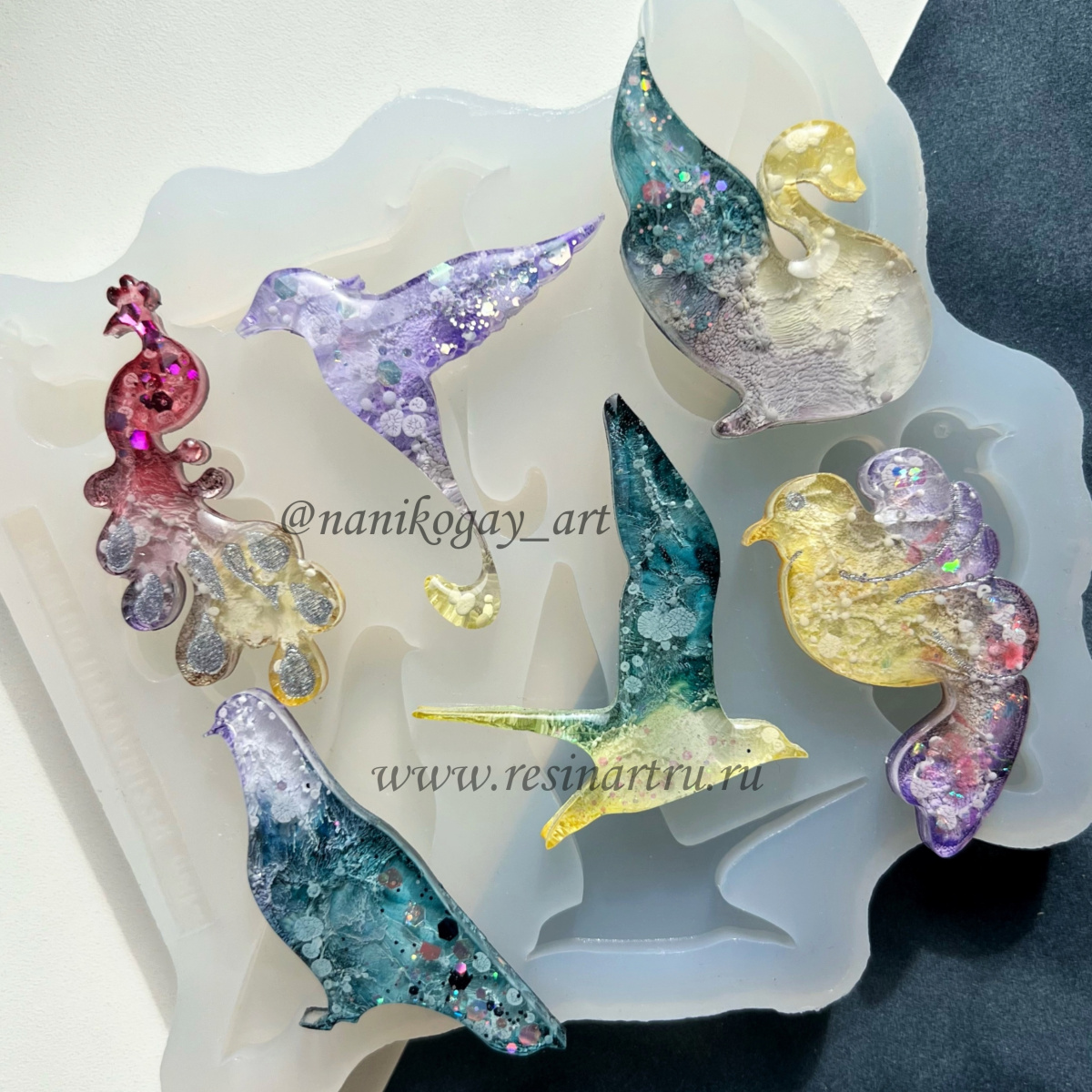 No. 914 Brooch Set Silicone Mold - image 1