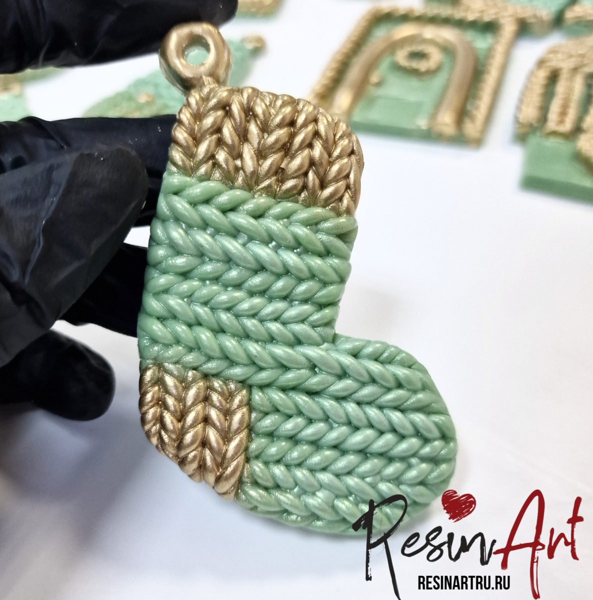 No. 829 Christmas Ornament Stocking (Knitted Texture) Silicone Mold - image 3