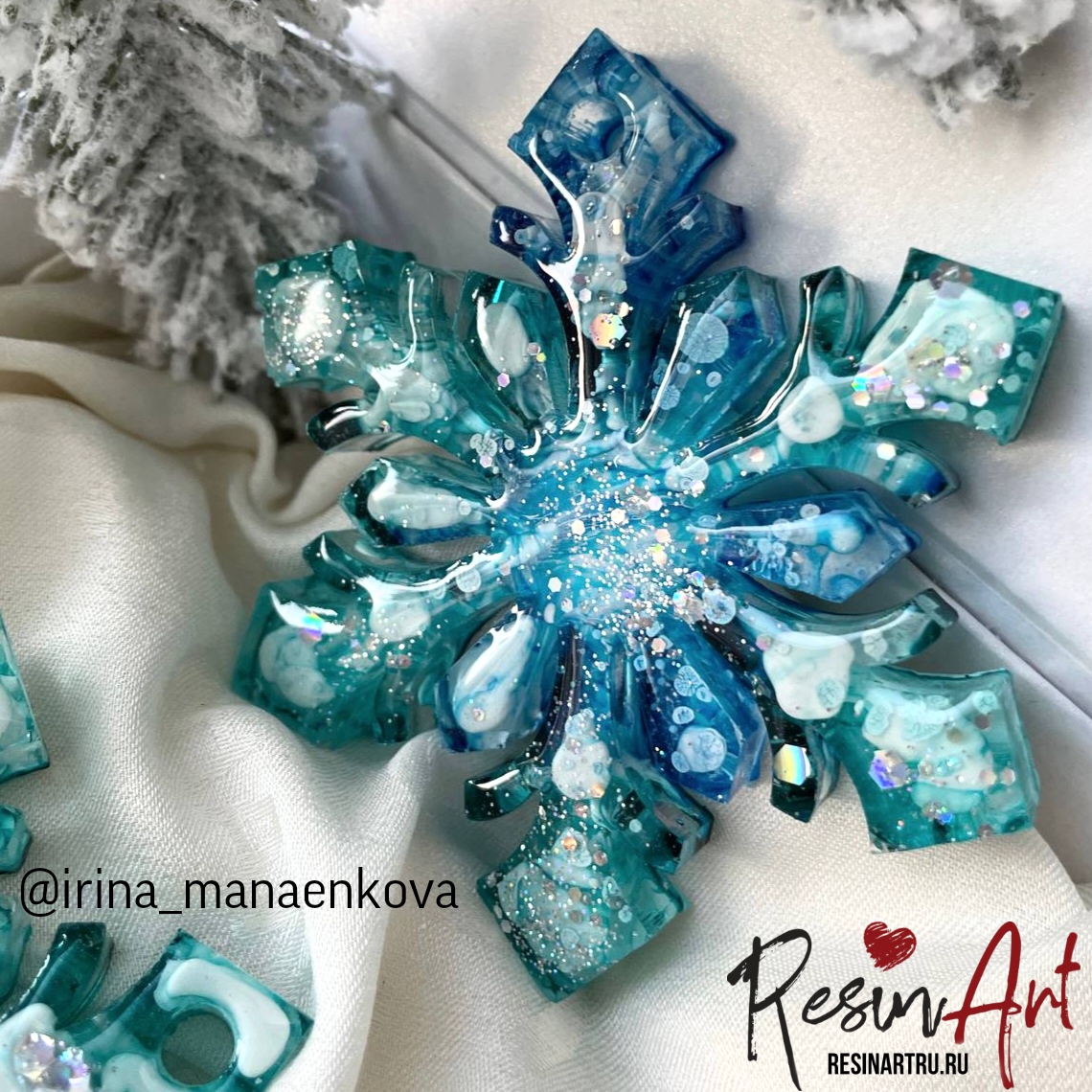 No. 400 Christmas Ornament Snowflake No. 1 (10 mm) Silicone Mold - image 12