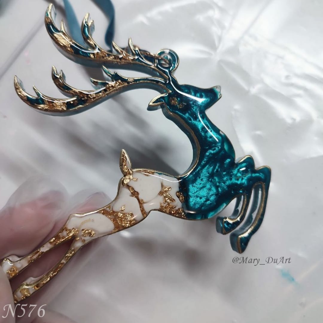 No. 576 Christmas Ornament Reindeer Silicone Mold - image 37