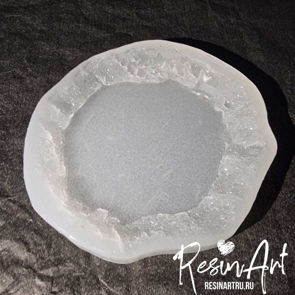 No. 232 Coaster with Crystal Edge No. 12 Silicone Mold - image 3