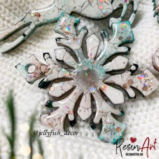 No. 400 Christmas Ornament Snowflake No. 1 (10 mm) Silicone Mold - image 1
