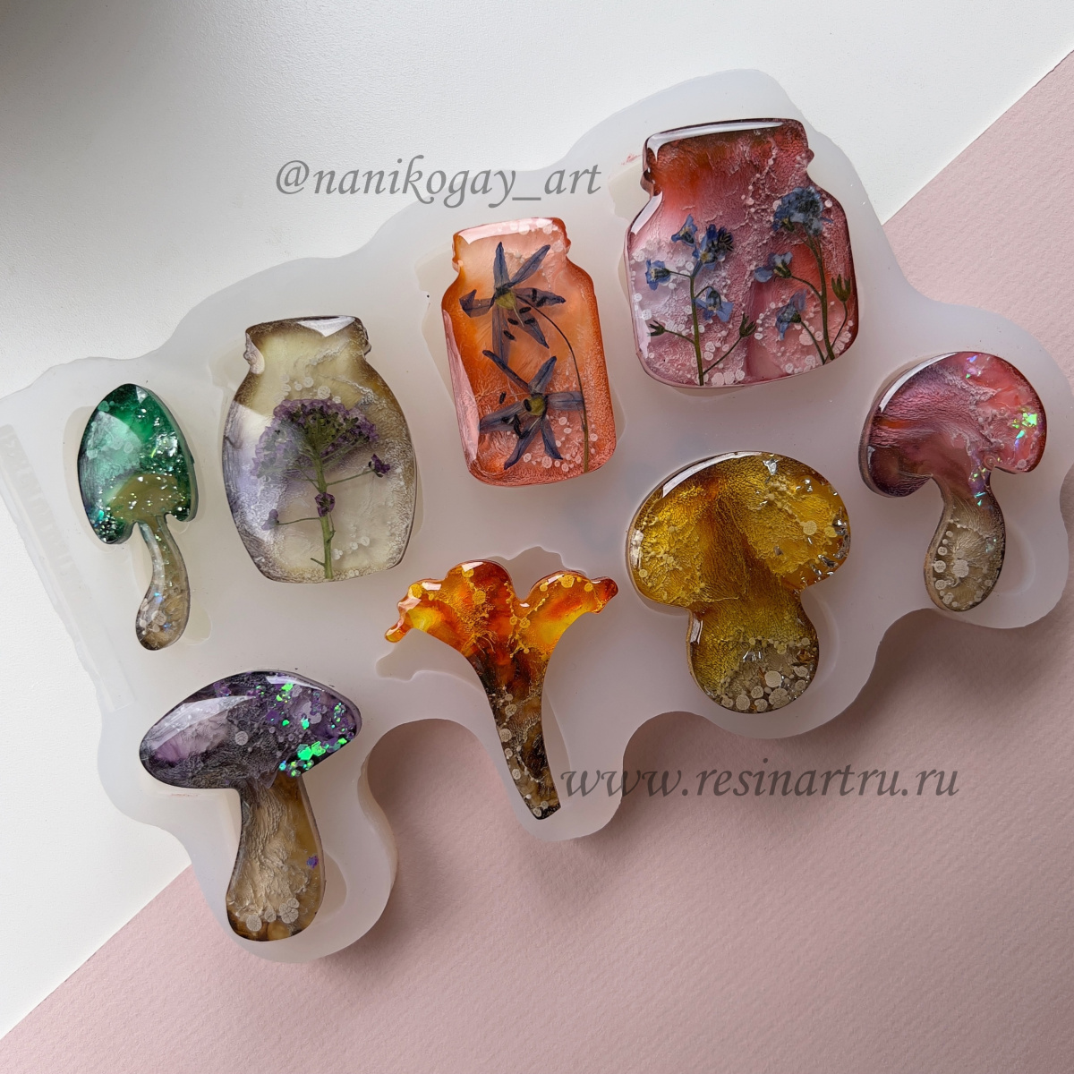 No. 893 Brooch Set Silicone Mold - image 1