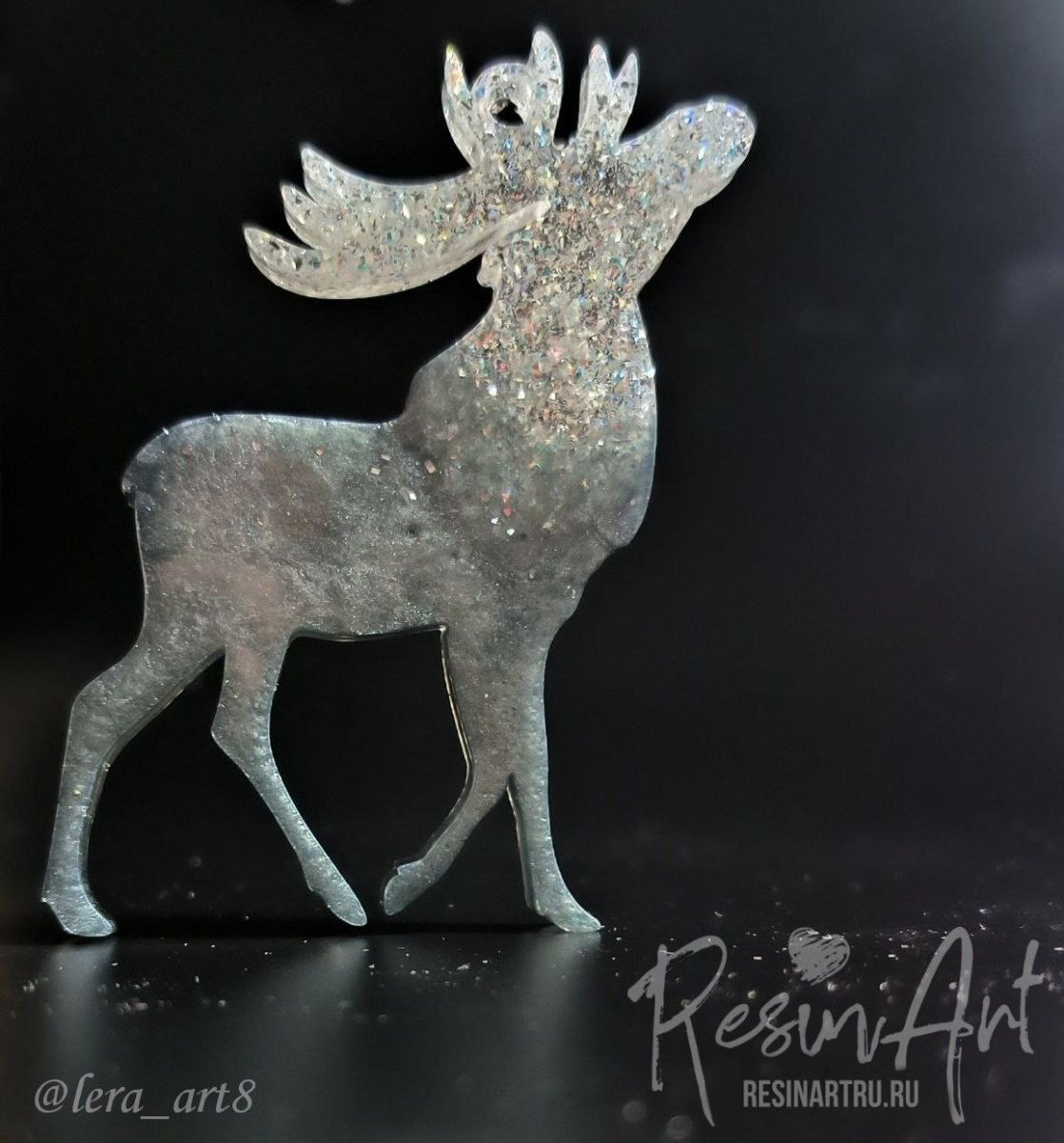 No. 619 Christmas Ornament Moose Silicone Mold - image 4