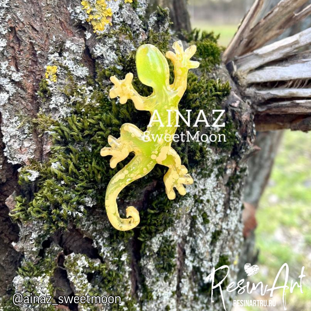 No. 363 Lizard Silicone Mold - image 1