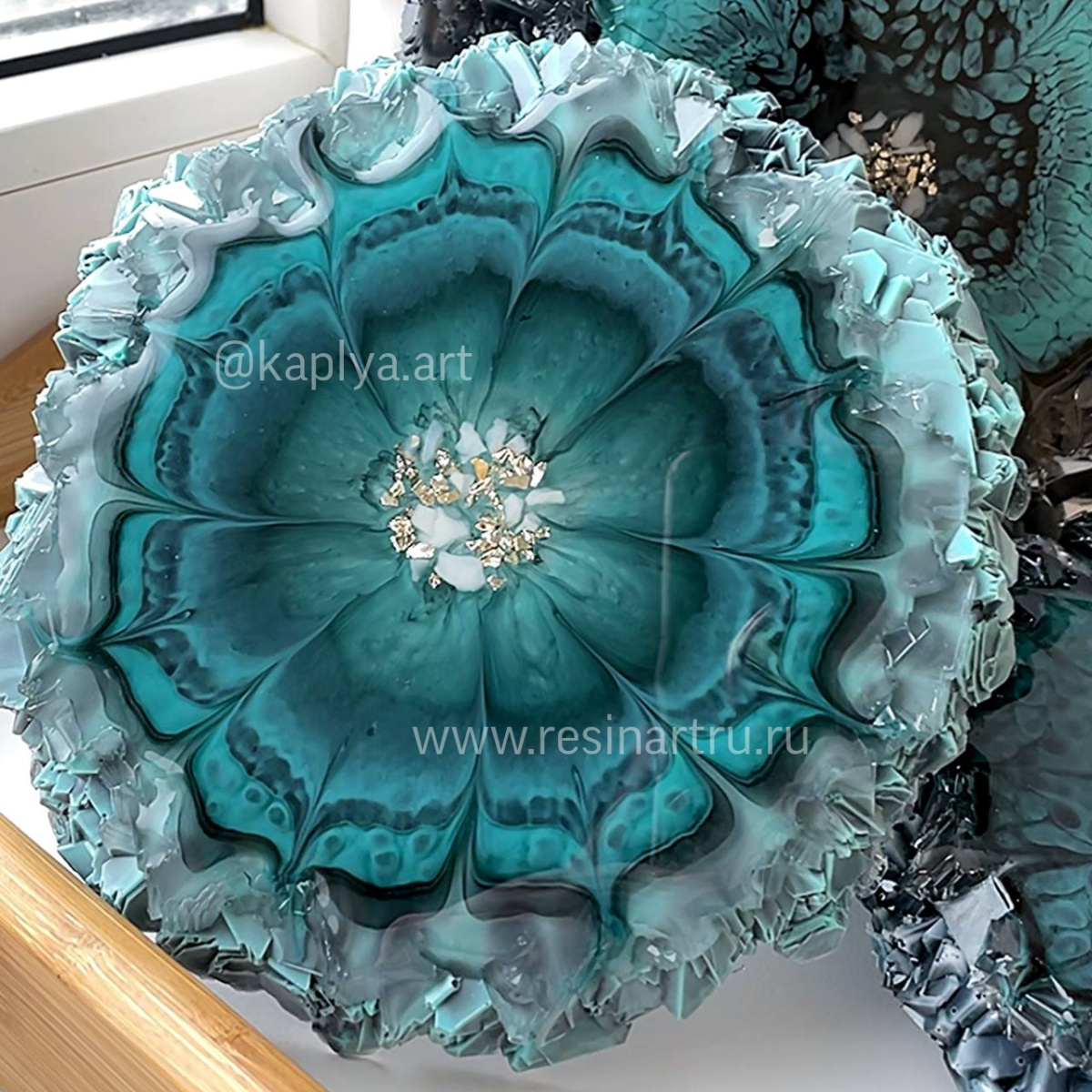 No. 878 Coaster with Crystal Edge Silicone Mold - image 10